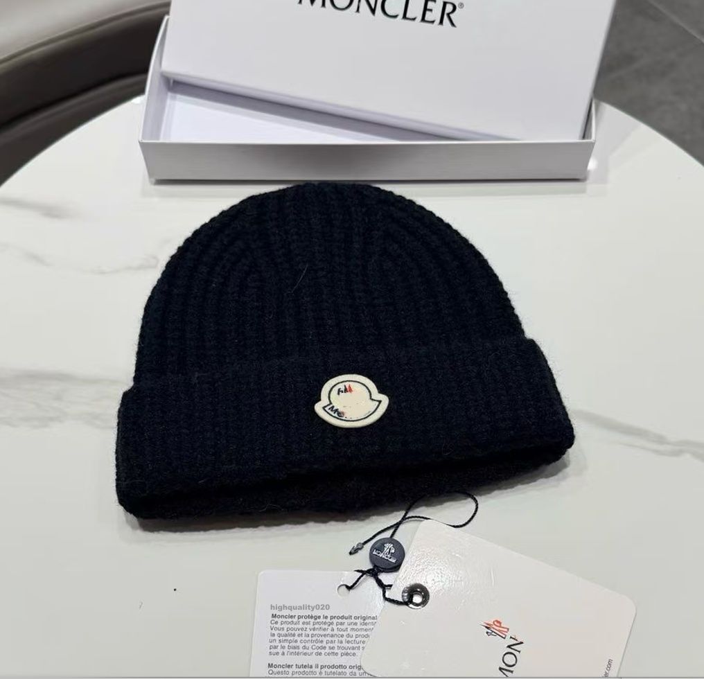 Designer Beanie Skull Cap Beanie Designer Men Winter Hat Beanies Bonnet Cap Casquette Knitted Fitted Hats For Men Luxury Muts Beenie Hat Mens Hats - 1 of 5
