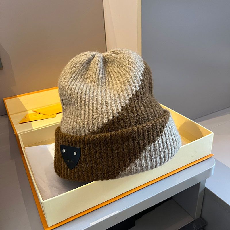 Designer Beanie For Women Luxury New Plaid Letter Knit Men Autumn Winter Wool Classic Stylish Versatile Warm Outdoor Ski Hat With Original Box - 5 of 7