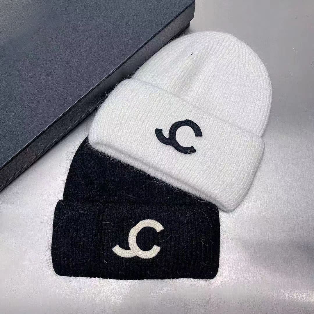 Designer Luxury Temperament Versatile Beanie Knitted Warm Scarves Letter Pure Colour Design Gift Hat Dust Bag 8 Colors Very Good - 2 of 7