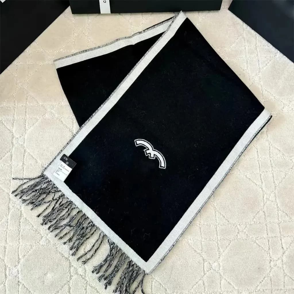 Designer Scarf For Women Cashmere Scarves For Winter Warm Womens And Mens Long Wraps 2026 Classic Plaid High Quality - 2 of 4