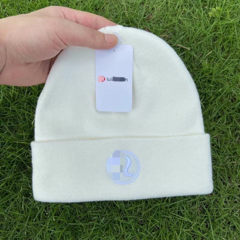 LU Designer Beanie Designer Hats For Men Knitted Bonnets Winter Hat Fall Thermal Skull Cap Casual Travel Classical Luxury Beanies Grey Black Grey Keep Warm - 3 of 4