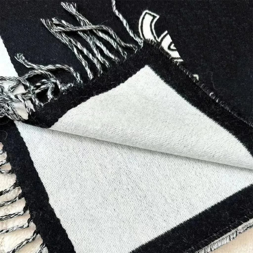Designer Scarf For Women Cashmere Scarves For Winter Warm Womens And Mens Long Wraps 2026 Classic Plaid High Quality - 4 of 4