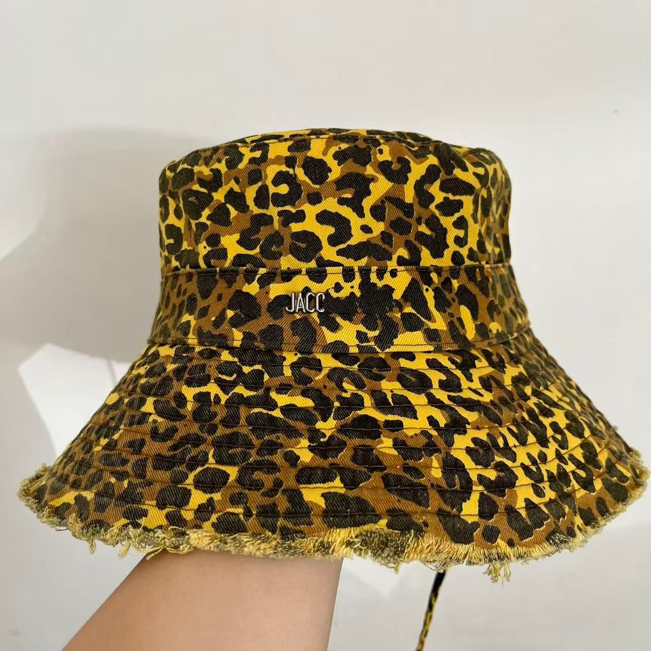 Designer hat bucket hat Bob cowboy hat beach hat Cap Hat High-quality Snapback Outdoor Beach Dress Fishing Big Brim Hat - 4 of 5
