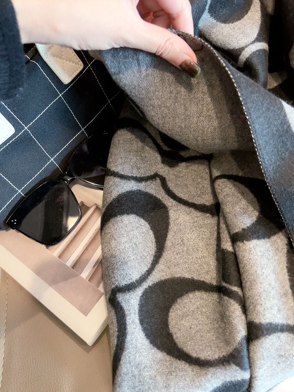 Classic Designer Scarf 100% Cashmere Scarves For Winter Warm Echarpe Women Long Wraps Pashmina Size 195X70cm With Box - 2 of 6