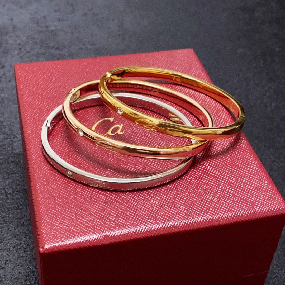 Bracelet Carve Letters Gold Sliver Bracelet Designer For Women Luxury Jewelry Couple Style For Women Wedding Good - 1 of 8