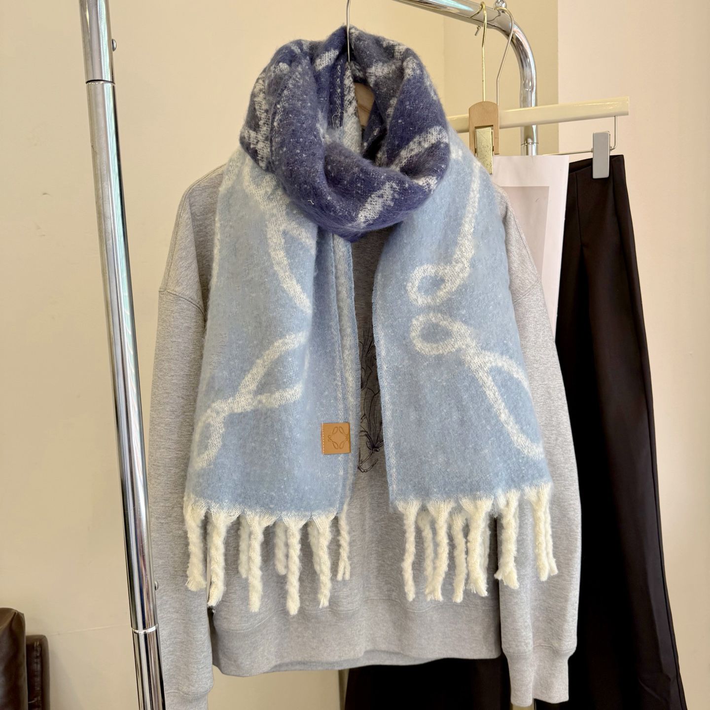 Designer Fashion Wool Scarves For Men Women Wraps Striped Letter Printed Couple Scarf Winter Warm Plush Scarf With Box - 2 of 8