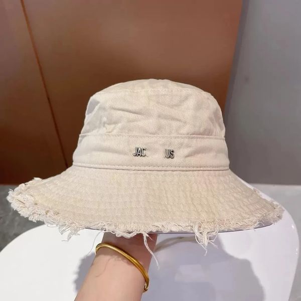 2026 Woman Designer Bucket Hats Hat for Men Women Wide Brim Cap Caps Summer Le Sun Hat - Fashion Collection - luxurygoodsales