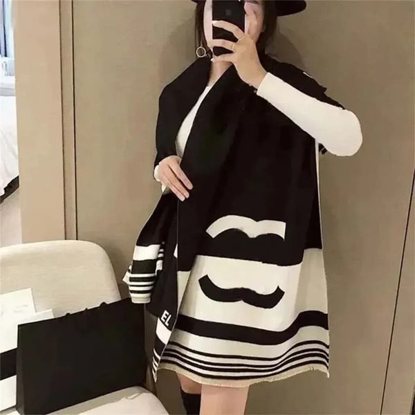 Designer Scarf For Women Cashmere Scarves For Winter Warm Womens And Mens Long Wraps 2026 Classic Plaid High Quality - Fashion Accessories - luxurygoodsales